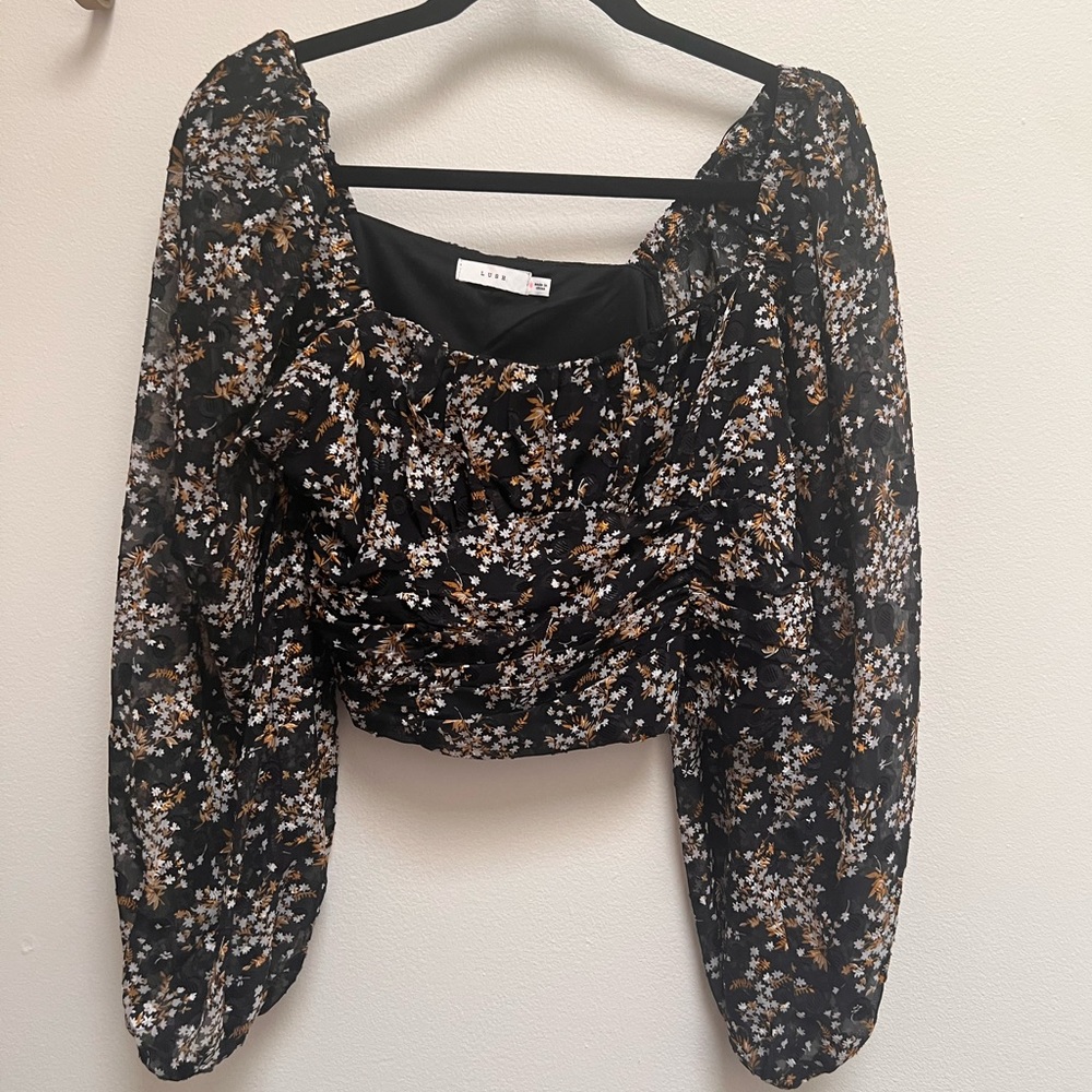Cropped blouse